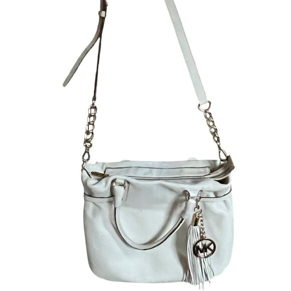 Michael Kors AUTHENTIC Vanilla Megan Lg Satchel Soft Pebbled Leather Handbag - Picture 4 of 12